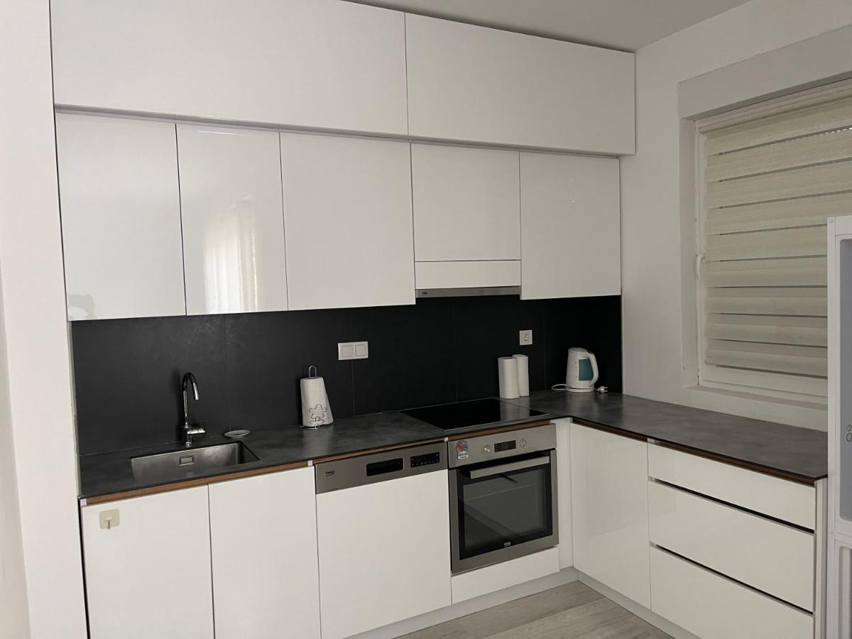 Plis Apartments 'Prishtina' 프리슈티나 외부 사진